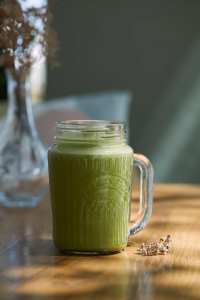 Iced Matcha Smoothie